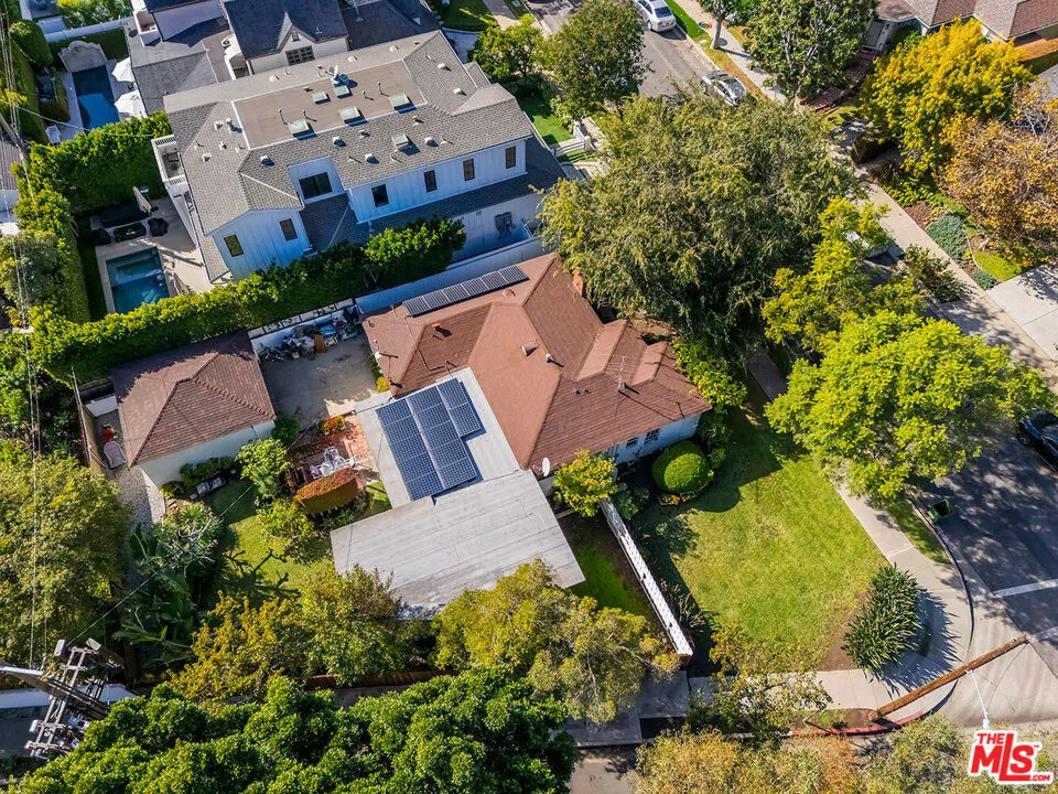 11332 Chenault Street, Los Angeles, California 90049 home-pic-2